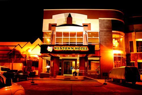 Mo2 Westown Hotel - Mandalagan Bacolod Exterior photo