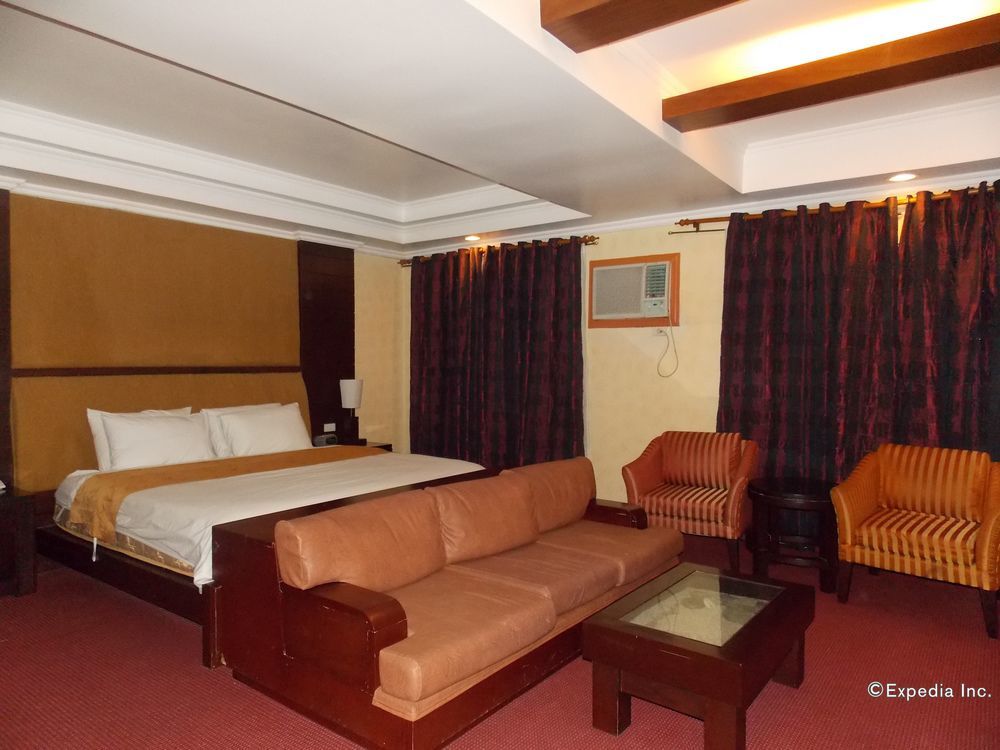 Mo2 Westown Hotel - Mandalagan Bacolod Exterior photo