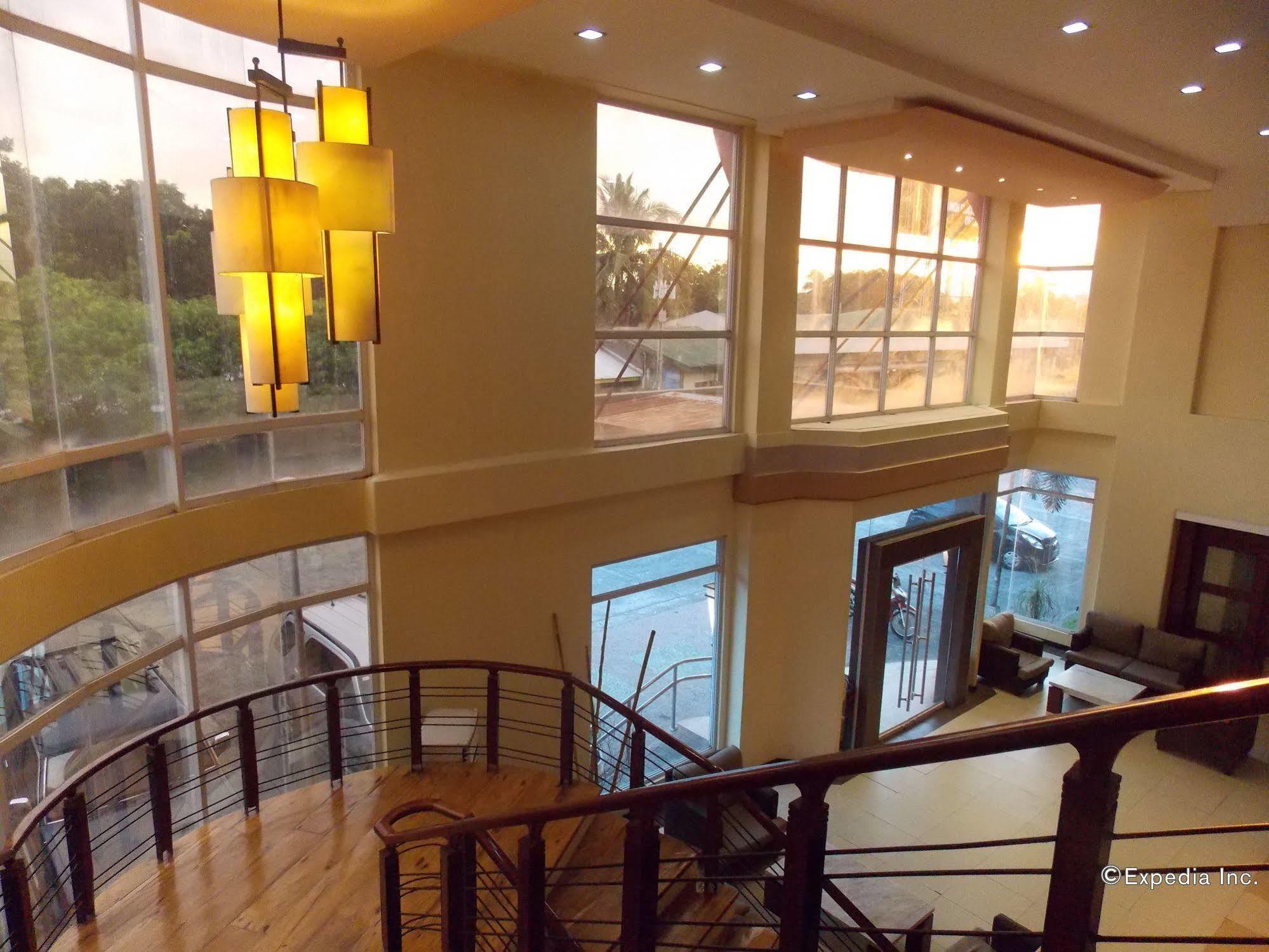 Mo2 Westown Hotel - Mandalagan Bacolod Exterior photo
